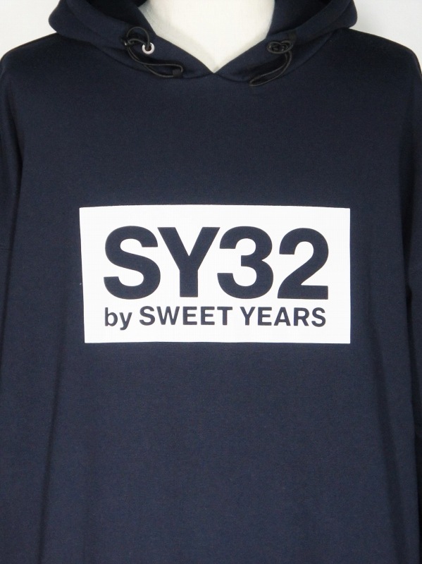 SY32 by SWEET YEARS��BOX LOGO BIG SILHOUETTE HOODIE��NAVY