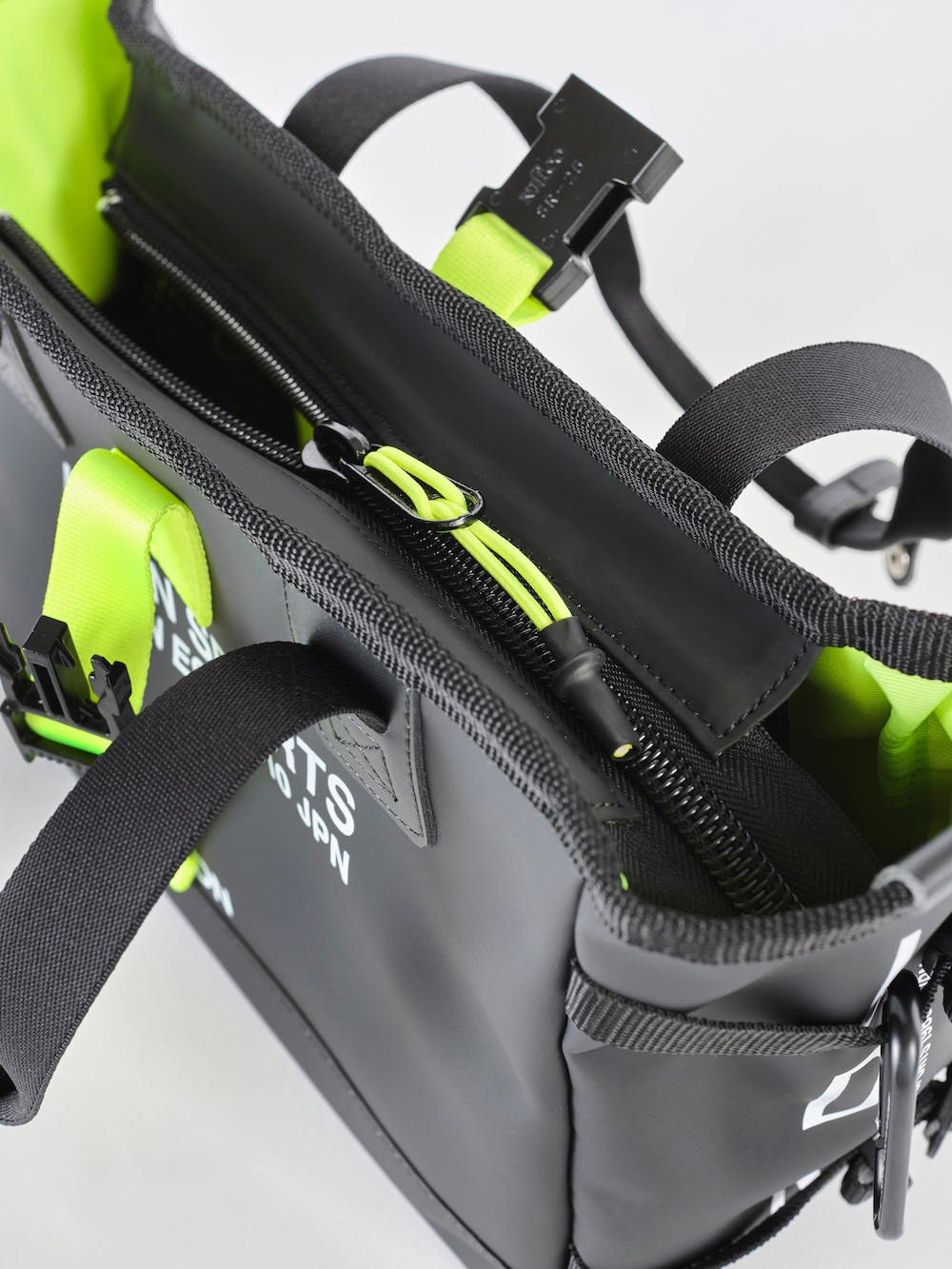 LADIN֥ߥ˥ܥȥBLACKLIMEڥǥ