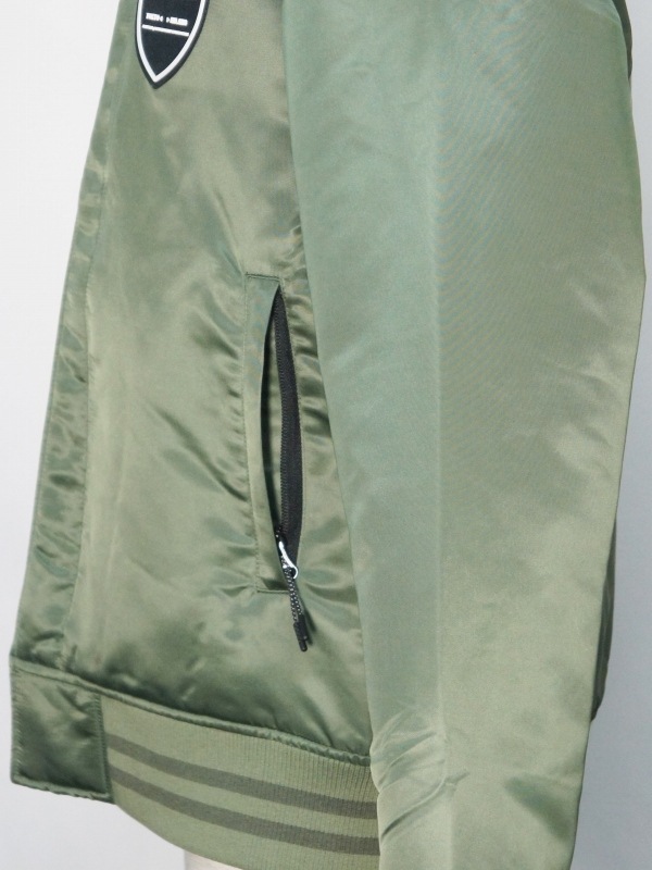 70%OFF SY32 by SWEET YEARS「STADIUM JK」KHAHI 定価:30,800円