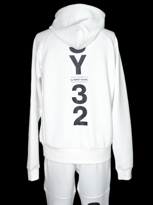 PO�ա��ǥ��� DOUBLE KNIT EMBOSS CAMO SHIELD LOGOP/O HOODIE WHITE SY32 by SWEET YEARS �����磻�����ƥ��ȥ��Х����������ȥ��䡼��