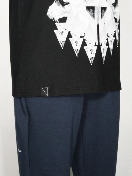 20%OFF 5351POUR LES HOMMES「ブラックパンサー クルーネック半袖T