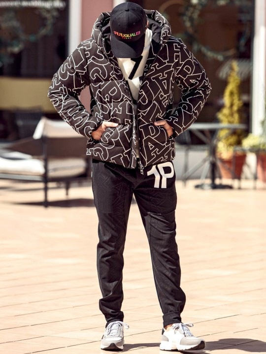 1PIU1UGUALE3 RELAX�֥쥤��ܡ������ɽ�����åס�BLACK�ڥ��Υԥ����Υ���������ȥ� ���å�����