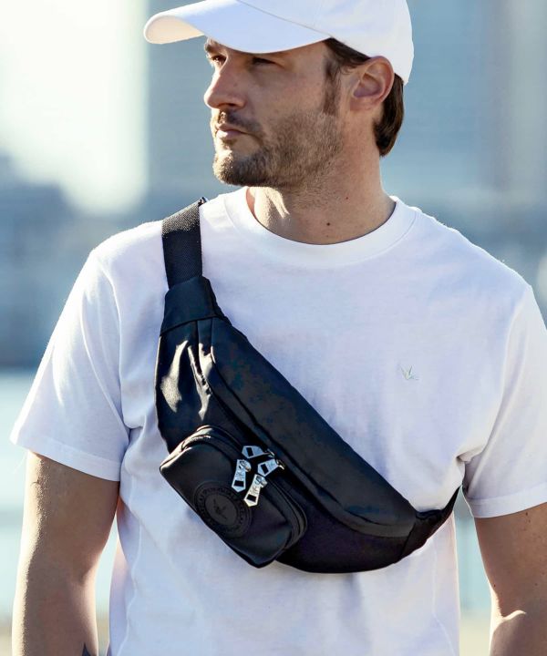 1PIU1UGUALE3 RELAX�֥ե������쥶���ݥ��åȥܥǥ��Хå���BLACK�ڥ��Υԥ����Υ���������ȥ� ���å�����