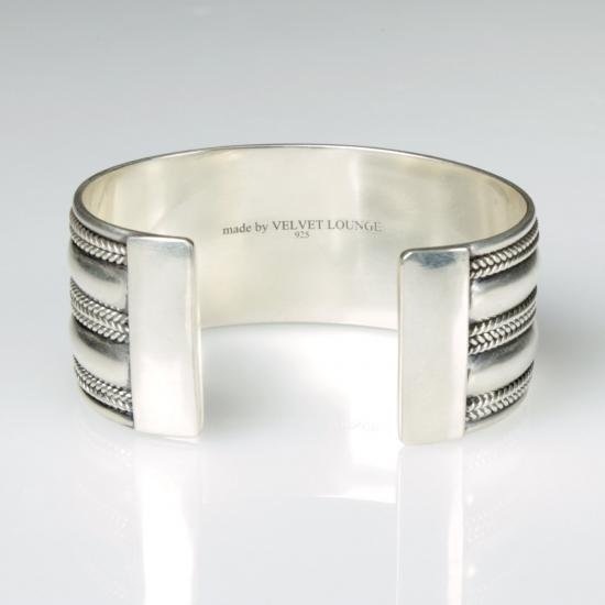 made by VELVET LOUNGE ��H&H WIDE BANGLE�� ��� : 35,300��(�ǹ�)