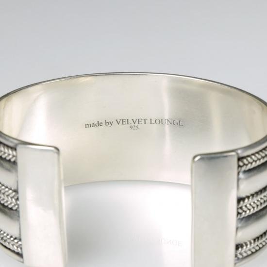 made by VELVET LOUNGE ��H&H WIDE BANGLE�� ��� : 35,300��(�ǹ�)