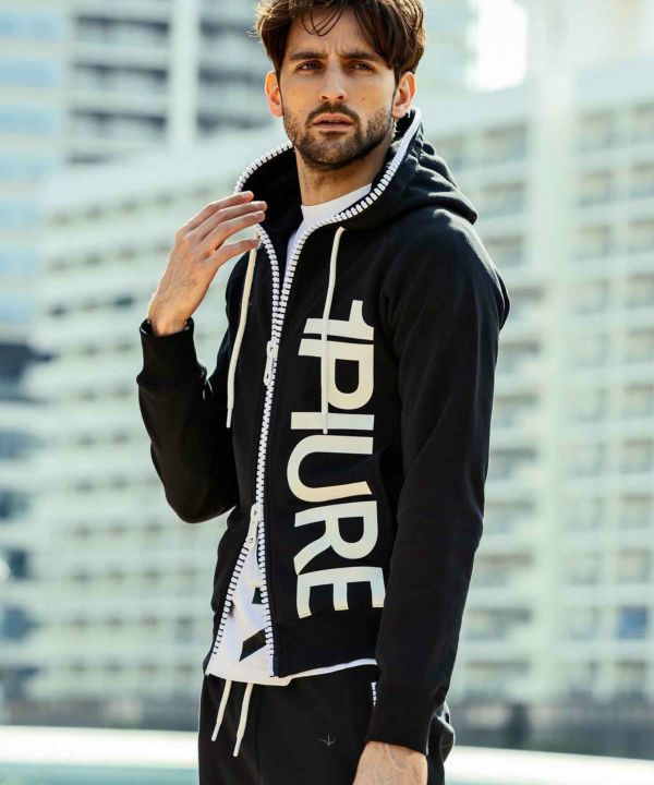 縦ロゴスウェットパーカー ブラック 1PIU1UGUALE3 RELAX ウノピゥ