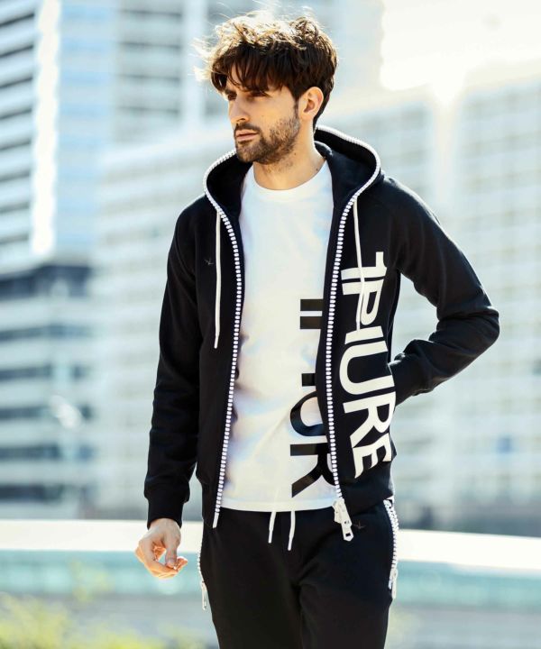 縦ロゴスウェットパーカー ブラック 1PIU1UGUALE3 RELAX ウノ