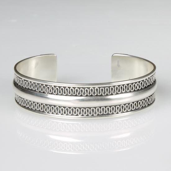 made by VELVET LOUNGE ��WAVE CHAIN BANGLE�� ��� : 22,000��(�ǹ�)