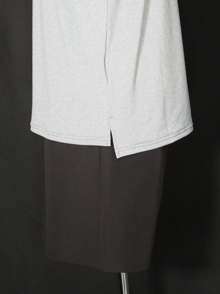 SY32 by SWEET YEARS��IRIDESCENT LOGO PRACTICE SHIRTS��GRAY