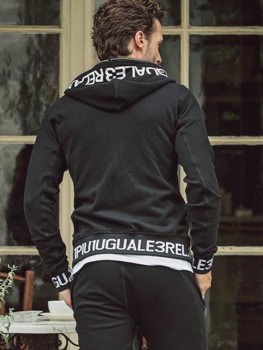 1PIU1UGUALE3 RELAX�֥�֥����ѡ������� BLACK�ڥ��Υԥ����Υ���������ȥ� ���å�����
