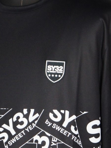 SY32 by SWEET YEARSEXCHANGE L/S TEEBLACK