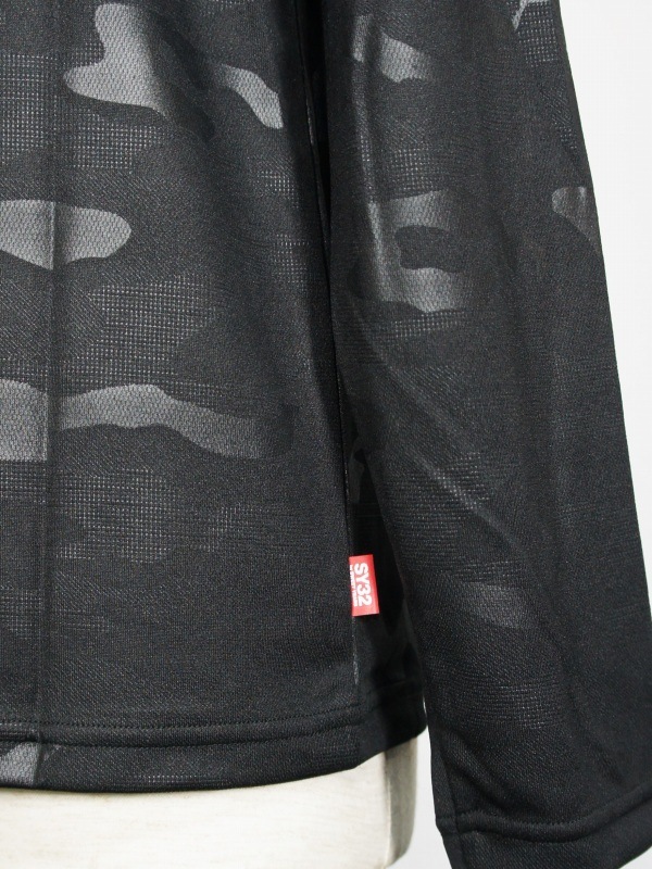 SY32 by SWEET YEARS��EMBOSS CAMO BOX LOGO L/S TEE��BLACK��WHITE