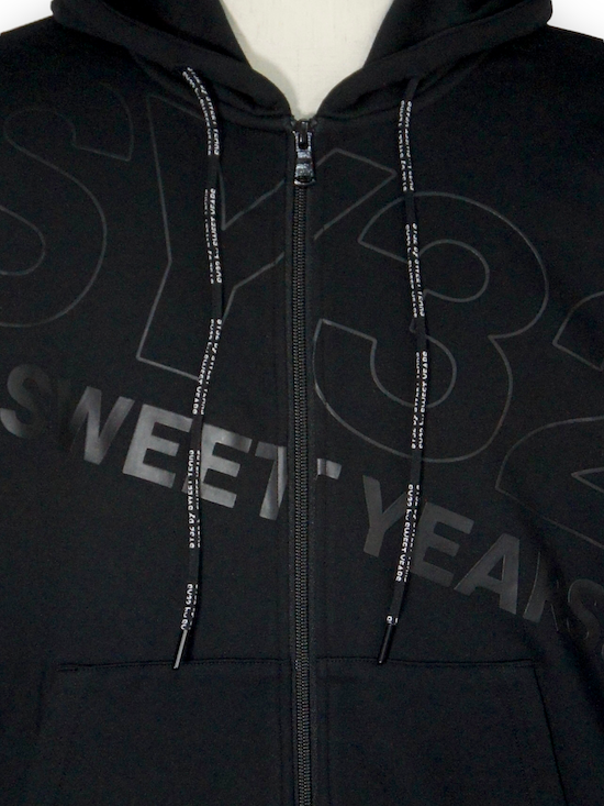 SY32 by SWEET YEARS��SLASH BIG LOGO ZIP HOODIE��BLACK��BLACK