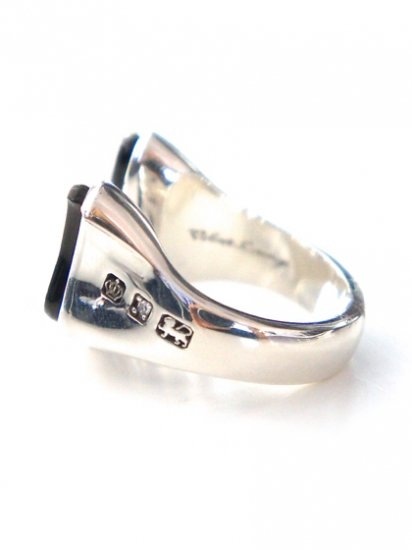 Velvet Lounge ��NOVEL HORCE SHOE RING��