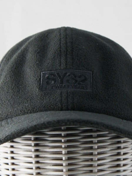 SY32 by SWEET YEARS ��FLEECE BOX LOGO CAP��BLACK