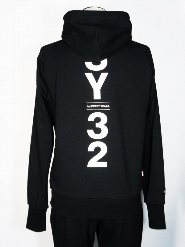 SY32 by SWEET YEARS��SHIELD LOGO P/O HOODIE��BLACK�ڥ����磻�����ƥ��ȥ��Х����������ȥ��䡼����