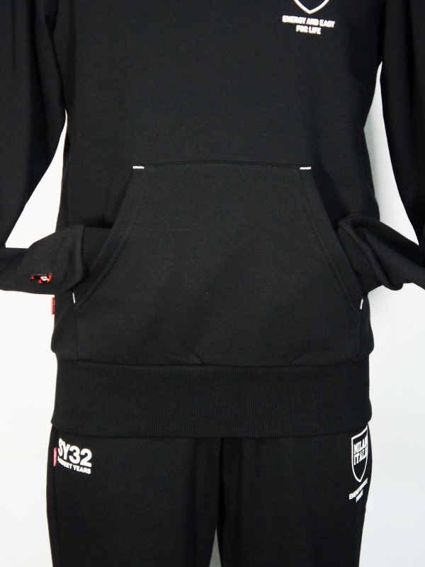 SY32 by SWEET YEARS��SHIELD LOGO P/O HOODIE��BLACK�ڥ����磻�����ƥ��ȥ��Х����������ȥ��䡼����