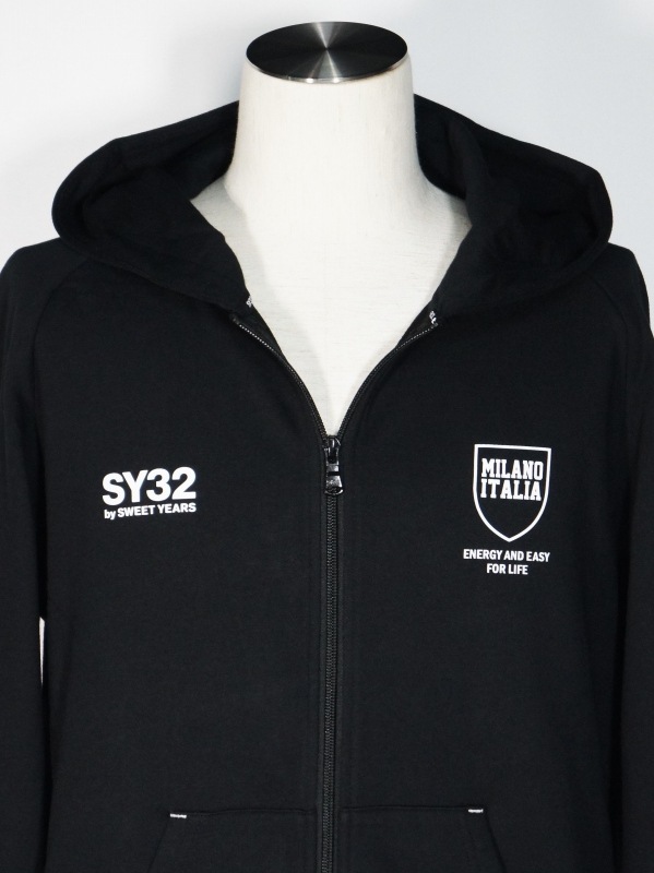 SY32 by SWEET YEARS��SHIELD LOGO ZIP HOODIE��BLACK