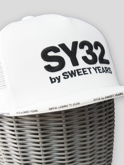 SY32 by SWEET YEARS��3D LOGO TRUKER MESH CAP��WHITE