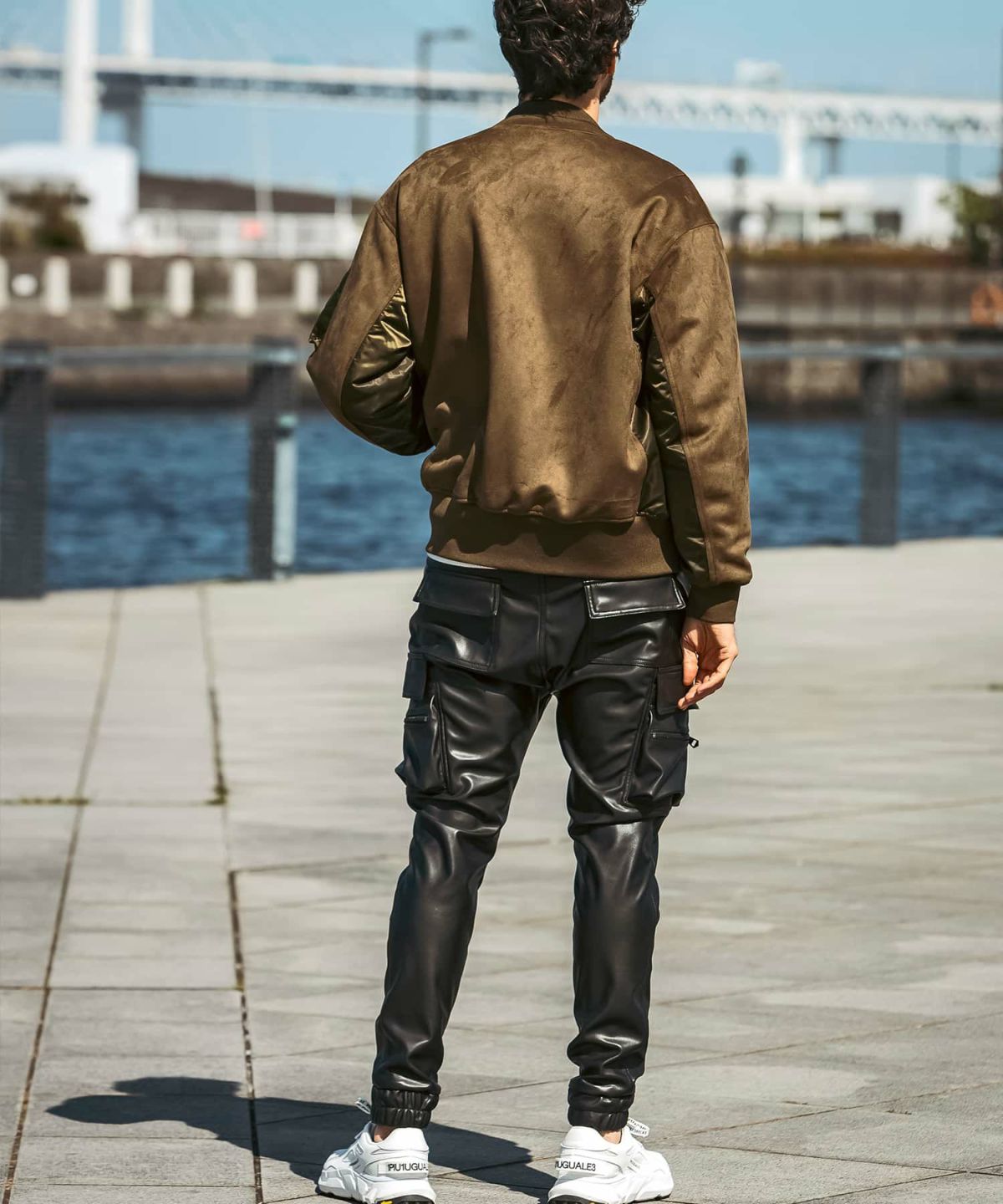 スウェードパデッドブルゾン カーキ 1PIU1UGUALE3 RELAX ウノピゥ