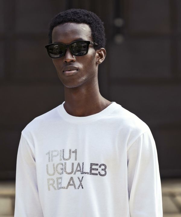 �饤�󥹥ȡ����������T����� �ۥ磻�� 1PIU1UGUALE3 RELAX ���Υԥ����Υ���������ȥ� ���å���