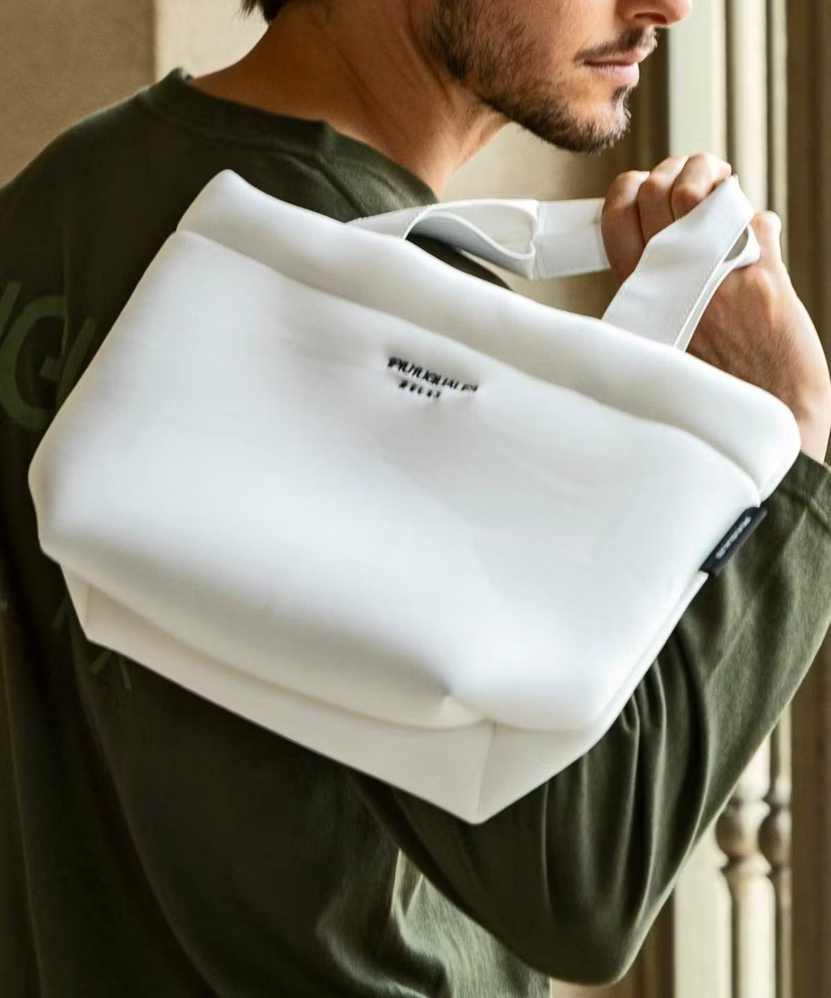 �ݥ�������Хå� �ۥ磻�� 1PIU1UGUALE3 RELAX ���Υԥ����Υ���������ȥ� ���å���