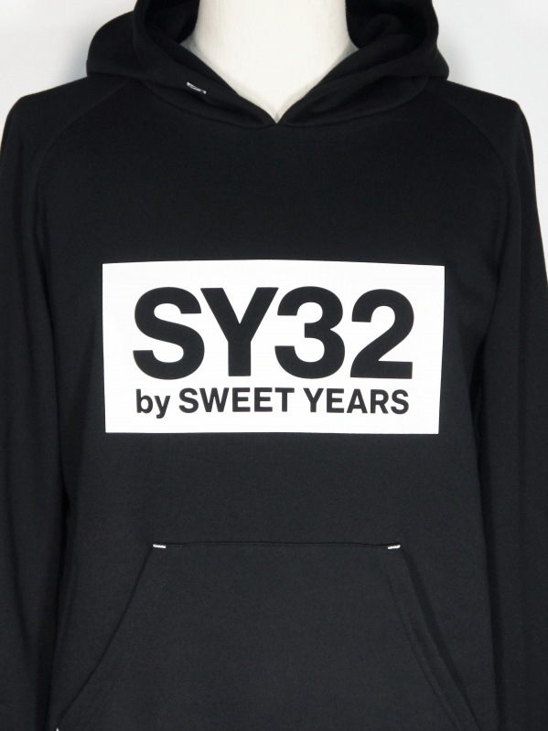 SY32 by SWEET YEARS��BOX LOGO P/O HOODIE��BLACK��WHITE