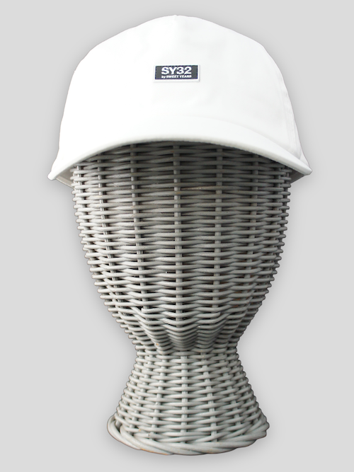 SY32 by SWEET YEARS ��MINI METALLIC TAG CAP��WHITE