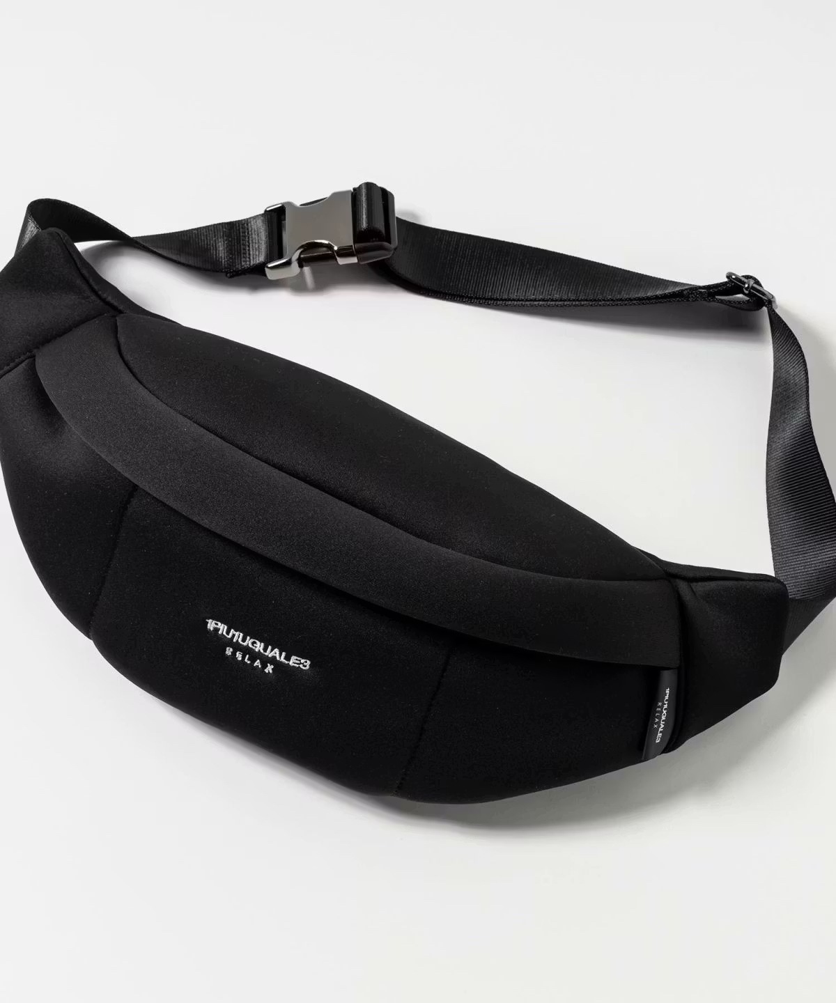 �ݥ���������ȥХå� �֥�å� 1PIU1UGUALE3 RELAX ���Υԥ����Υ���������ȥ� ���å���