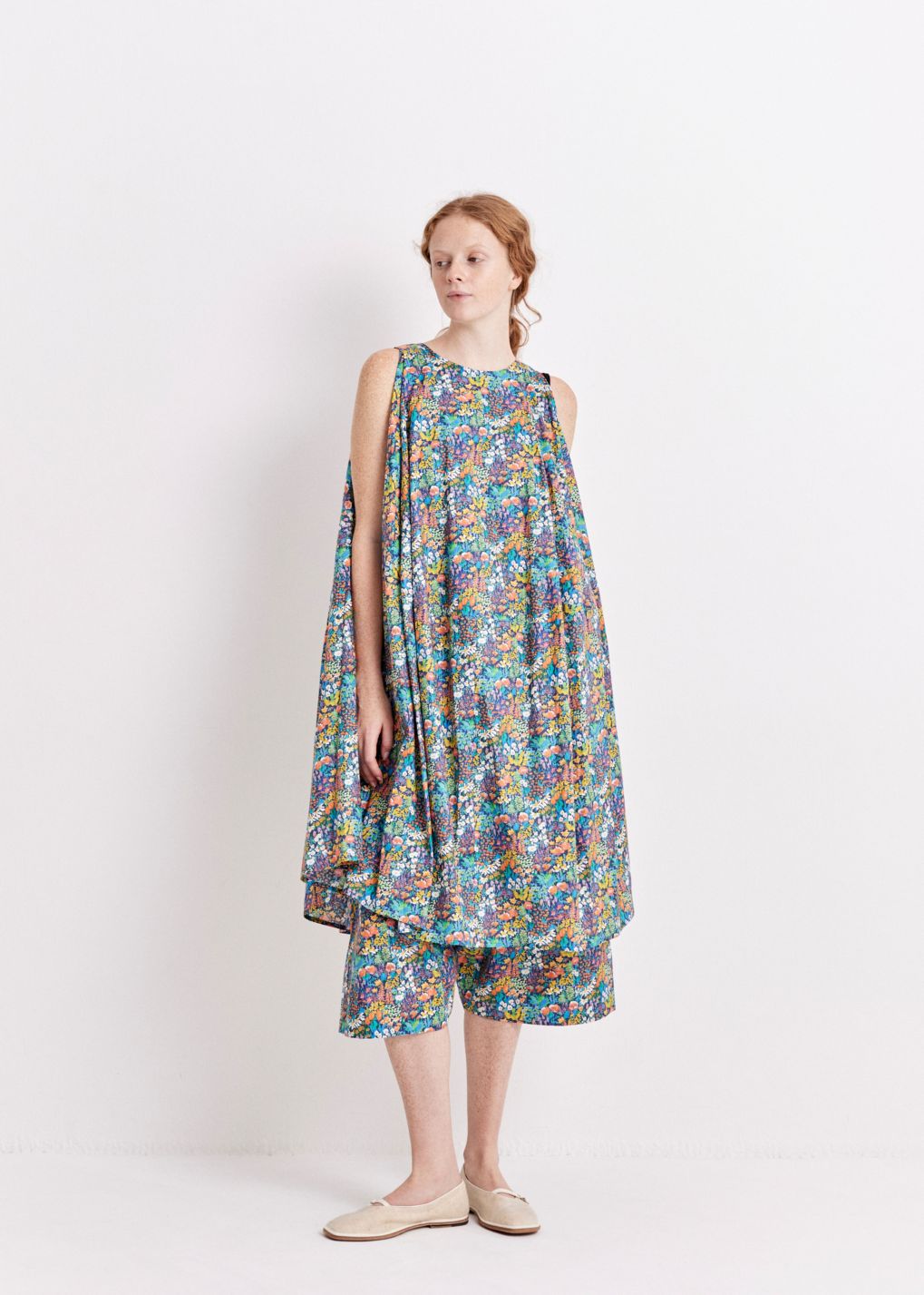 23区 洗える LIBERTY ヴィンテージプリントワンピース ダークグリーン 23区 洗える LIBERTY ヴィンテージプリントワンピース ダーク