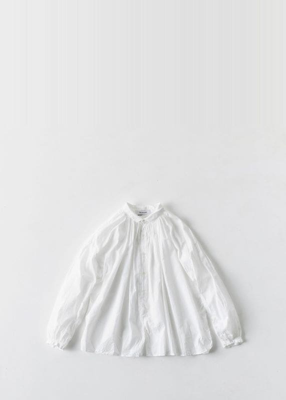 大人カジュアルのレディースコーデならVeritecoeur(ヴェリテクール)