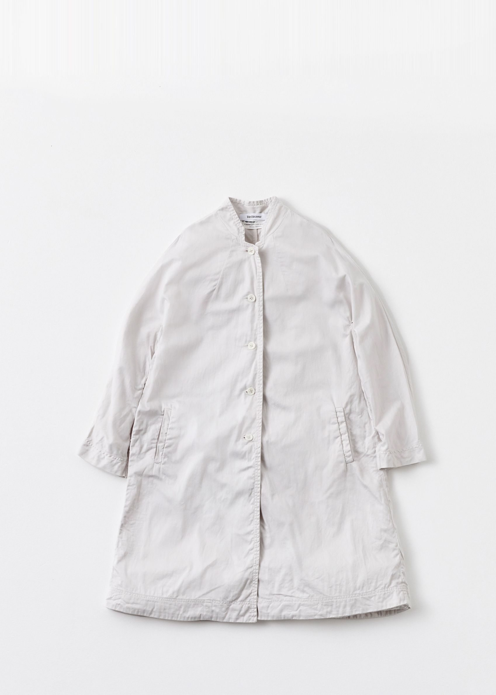 ST-022a<br>アローコート - BASIC - Veritecoeur(ヴェリテクール)