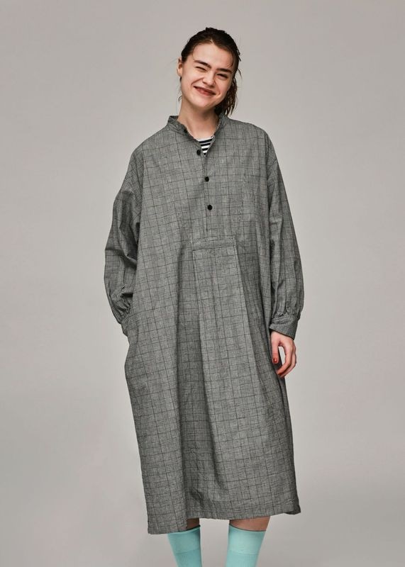 大人カジュアルのレディースコーデならVeritecoeur(ヴェリテクール)