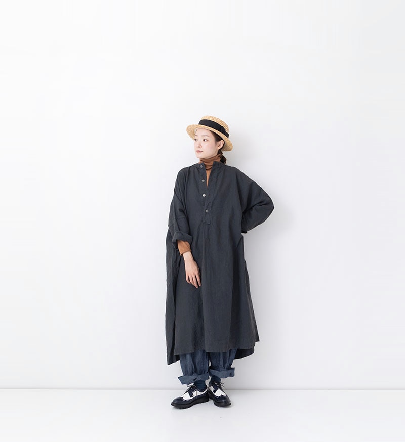 Veritecoeur ヴェリテクール　ワンピース　墨黒 168623396_o3.jpg?