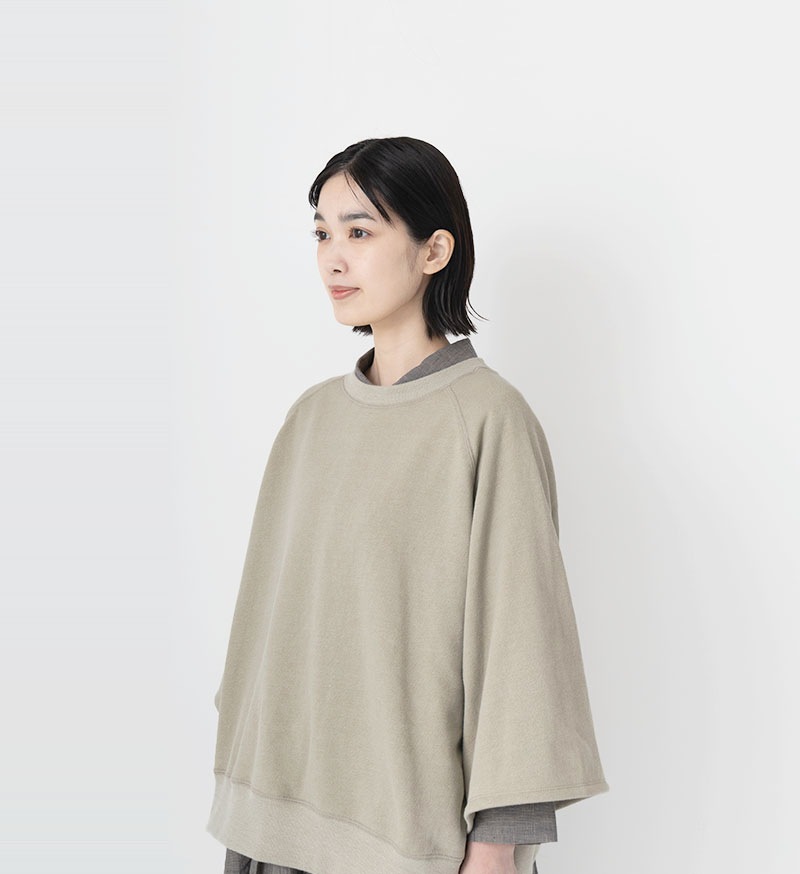Vuori ヴオリワイドレッグエクリュ