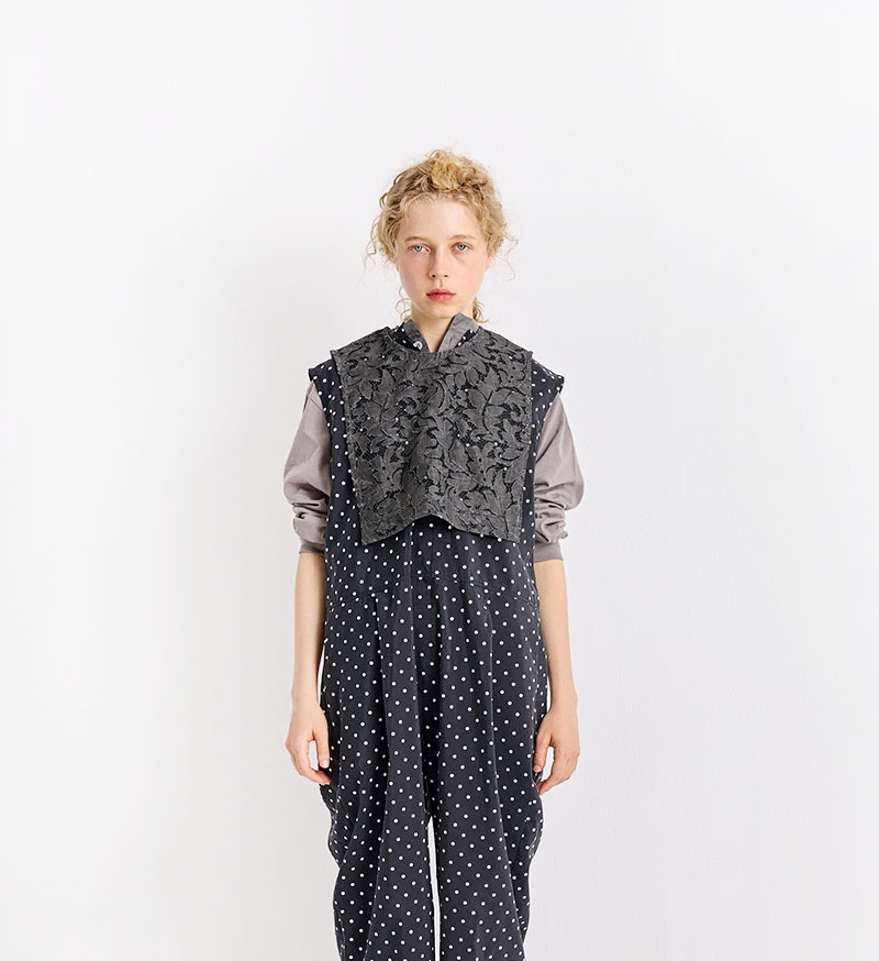 VC-2762<br>レースベスト - COLLECTION - Veritecoeur(ヴェリテクール)