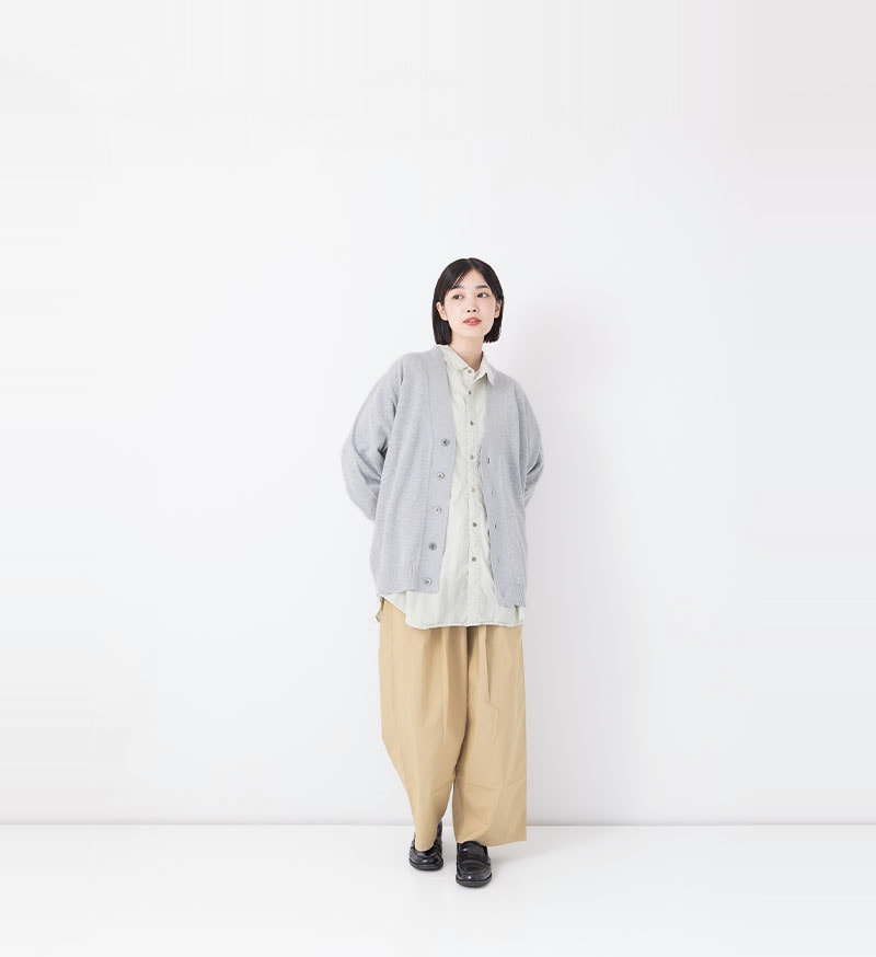 VCK-299U<br>ユニセックスVネックカーディガン - COLLECTION