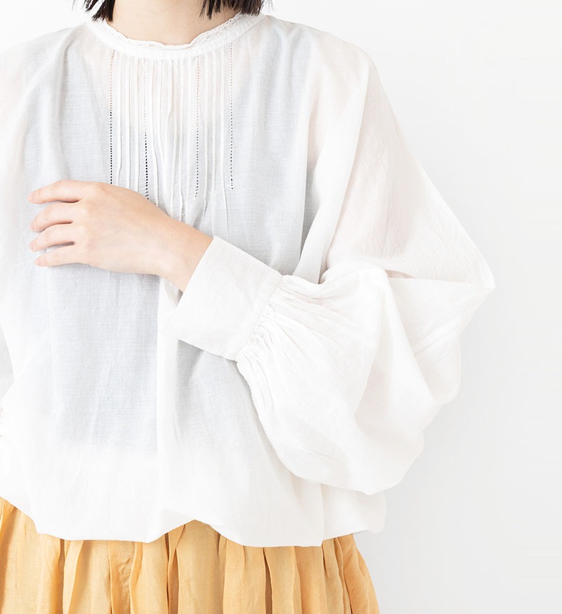 ★【SALE】<br>LTD-100<br>ラダーレースブラウス