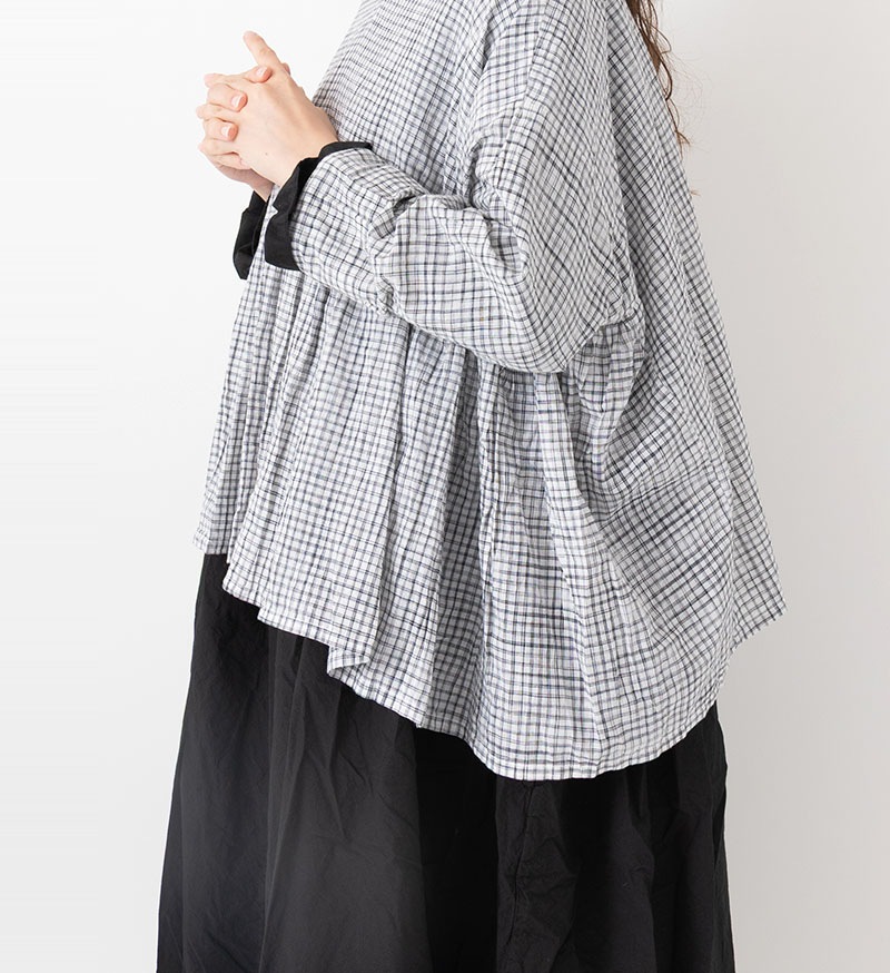 《Veritecoeur Shop & online shop 限定》<br>SP-012<br>CHECK PULLOVER