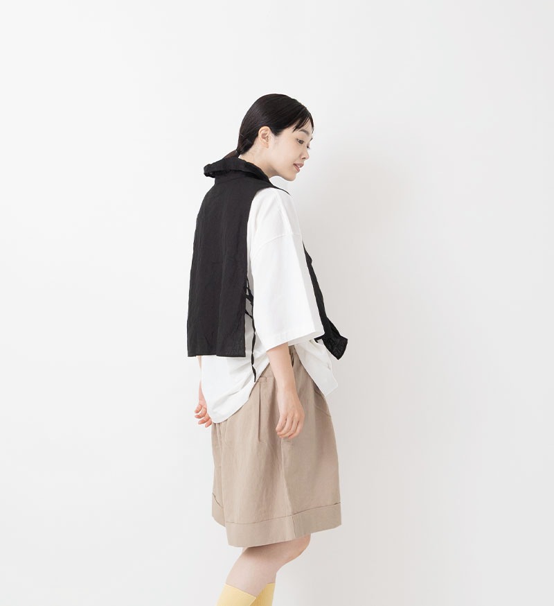 LTD-122<br>Frill Vest