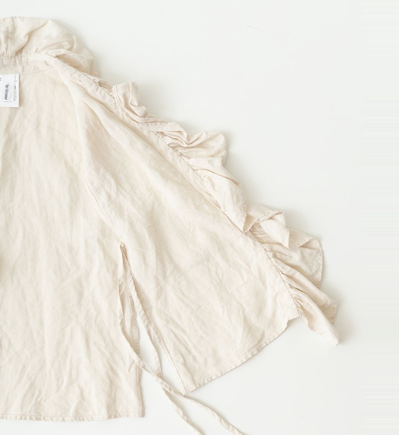 LTD-122<br>Frill Vest