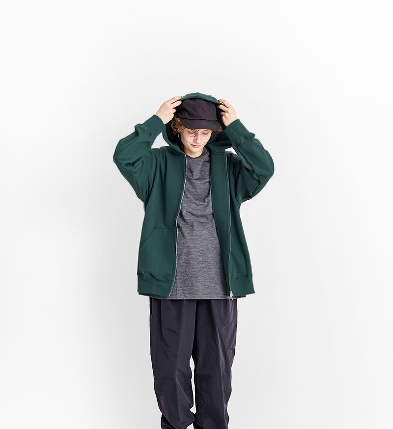 VCC-518U<br>ユニセックスジップアップフードスウェット