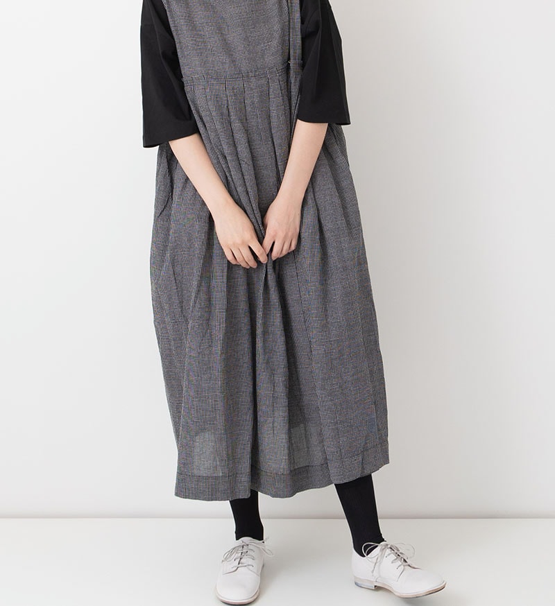 《Veritecoeur Shop & online shop 限定》<br>SP-015<br>CHECK SLEEVELESS DRESS