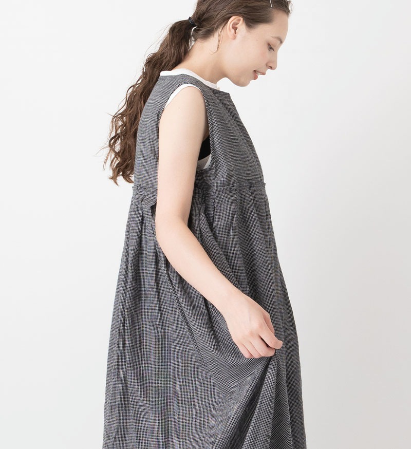 《Veritecoeur Shop & online shop 限定》<br>SP-015<br>CHECK SLEEVELESS DRESS