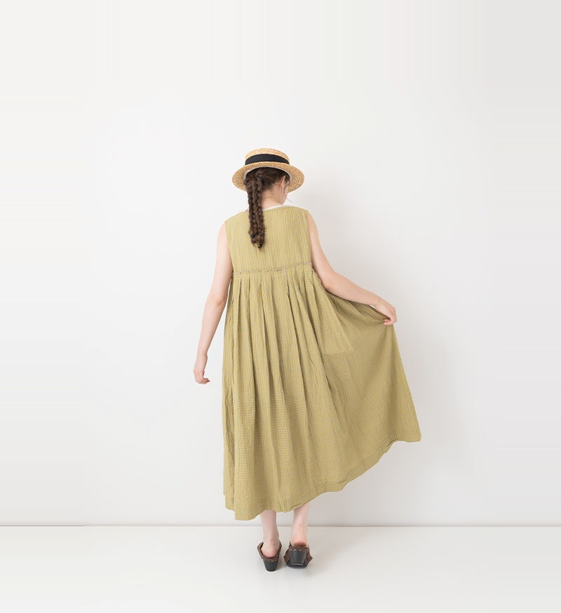《Veritecoeur Shop & online shop 限定》<br>SP-015<br>CHECK SLEEVELESS DRESS