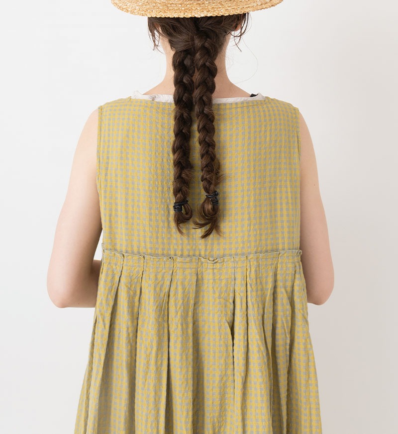 《Veritecoeur Shop & online shop 限定》<br>SP-015<br>CHECK SLEEVELESS DRESS