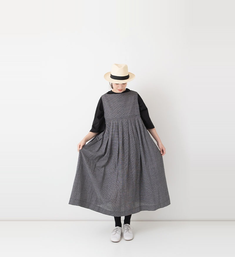 《Veritecoeur Shop & online shop 限定》<br>SP-015<br>CHECK SLEEVELESS DRESS