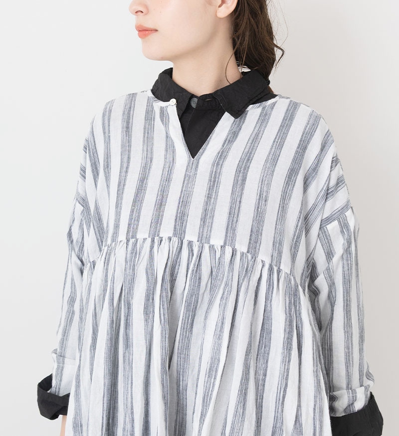 《Veritecoeur Shop & online shop 限定》<br>SP-017<br>STRIPE PULLOVER