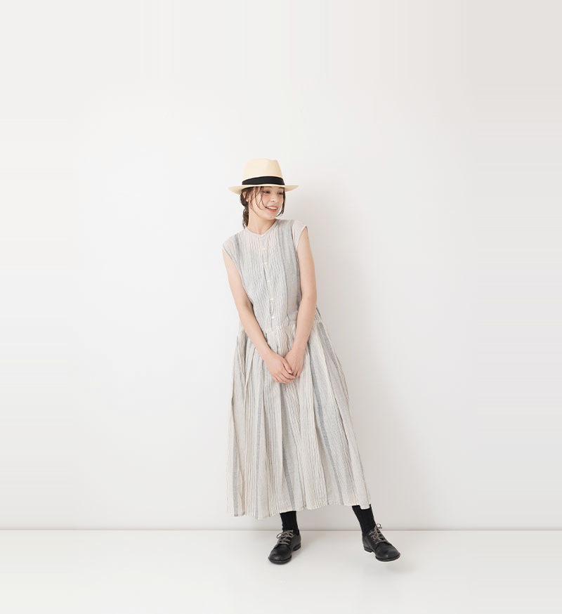 《Veritecoeur Shop & online shop 限定》<br>SP-020<br>STRIPE SLEEVELESS ONE PIECE