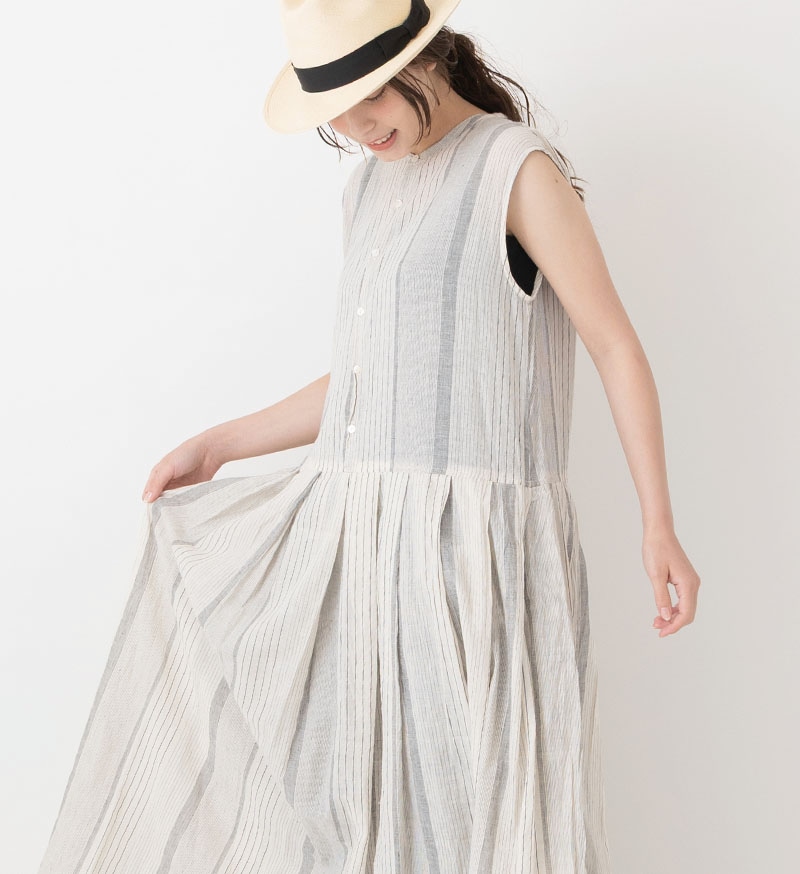 《Veritecoeur Shop & online shop 限定》<br>SP-020<br>STRIPE SLEEVELESS ONE PIECE
